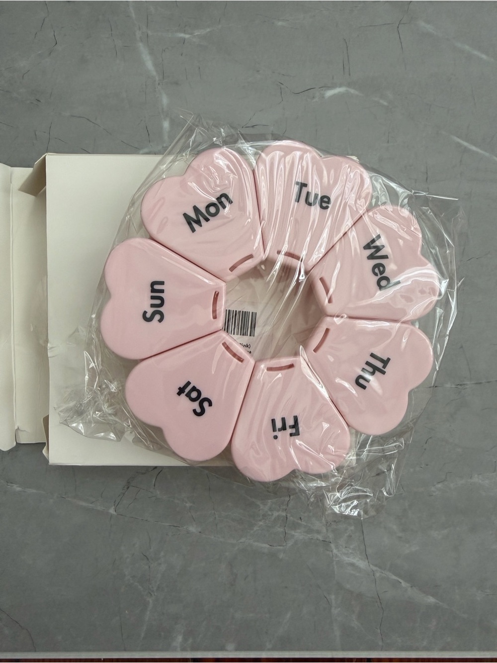Weekly Heart-Shaped Pill Organizer - Pink